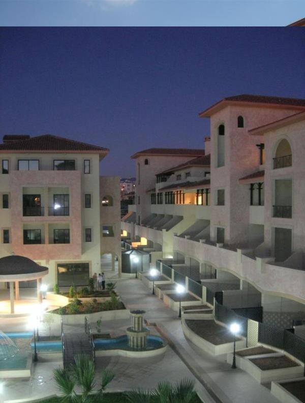 Pool Side 2 Bedroom Queens Gardens Complex Paphos Exteriér fotografie